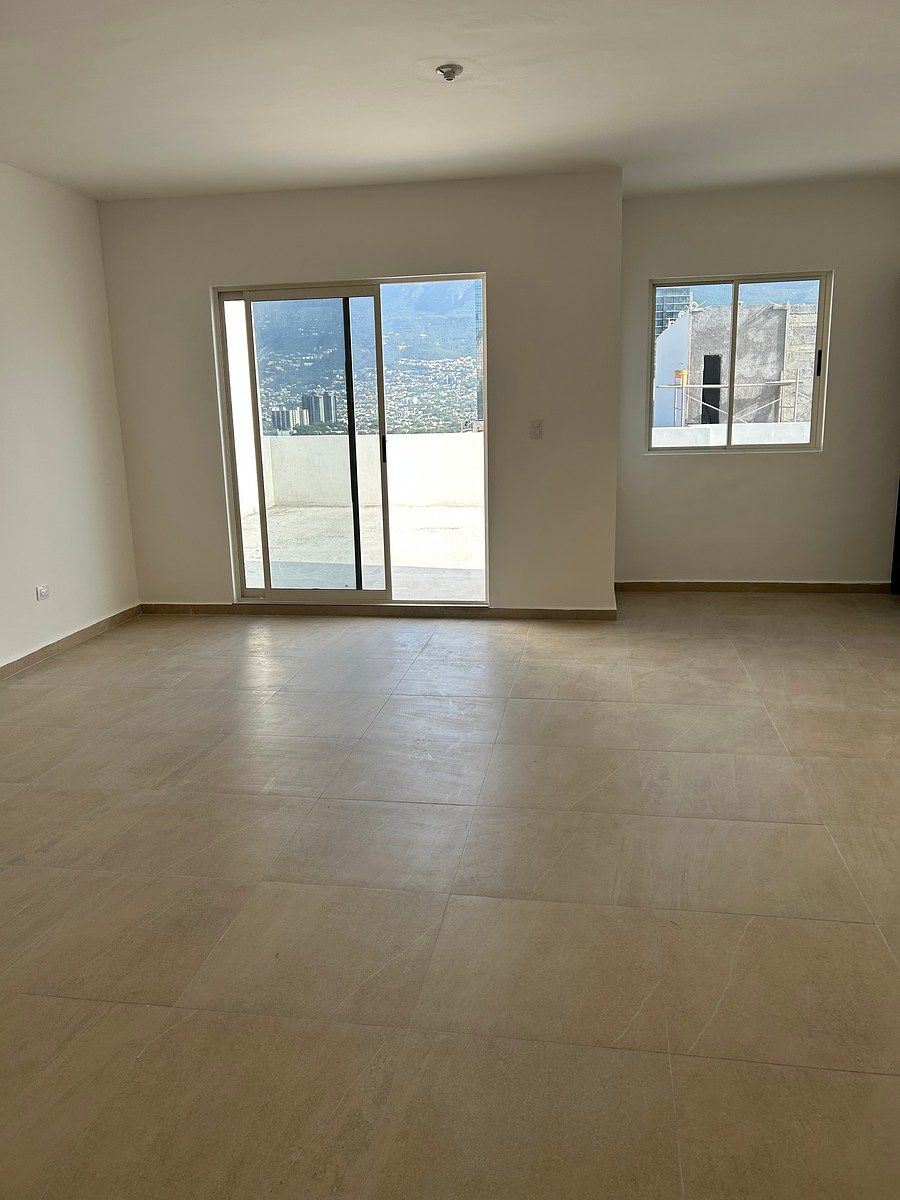 Casa en Cumbres del Valle, Monterrey, foto 9 de 15