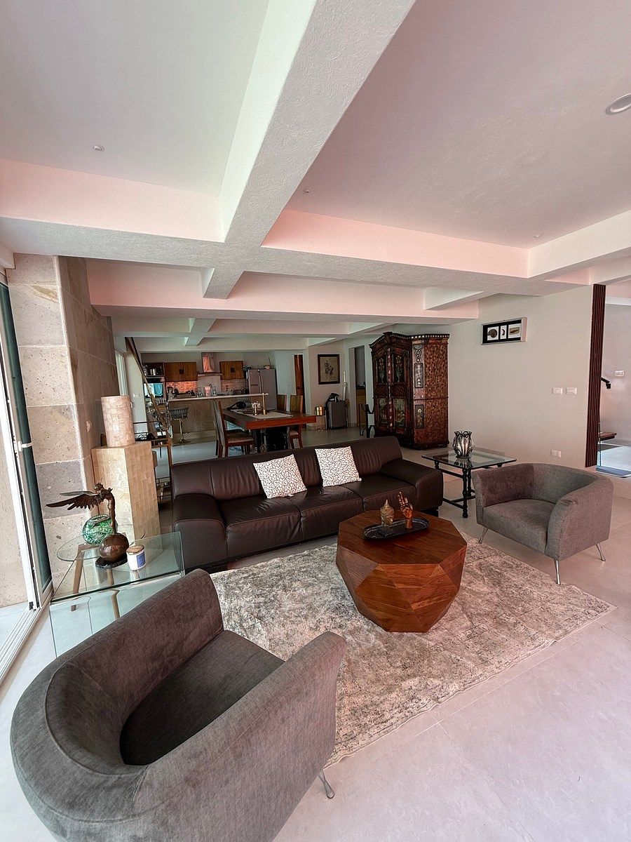 Increíble casa en venta en Avandaro, Valle de Bravo, foto 1 de 26