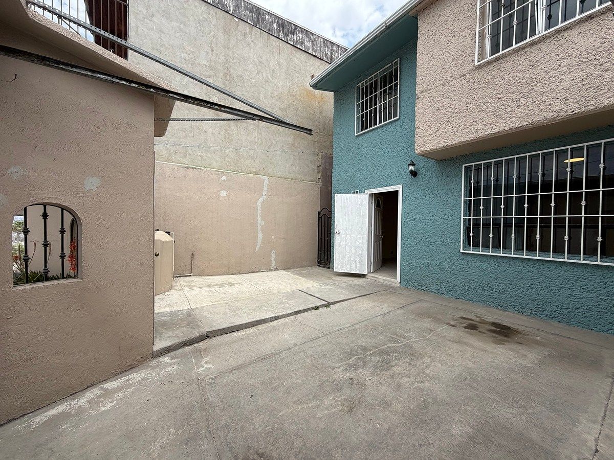 Casa em Lomas de La Presa, Tijuana, foto 27 de 30
