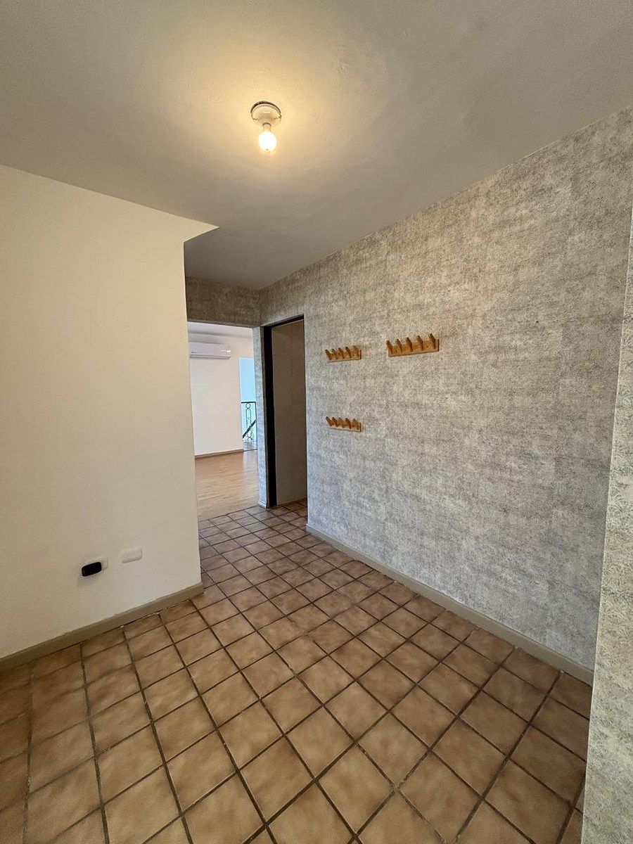 House in Colinas de San Gerardo, Monterrey, photo 3 of 18