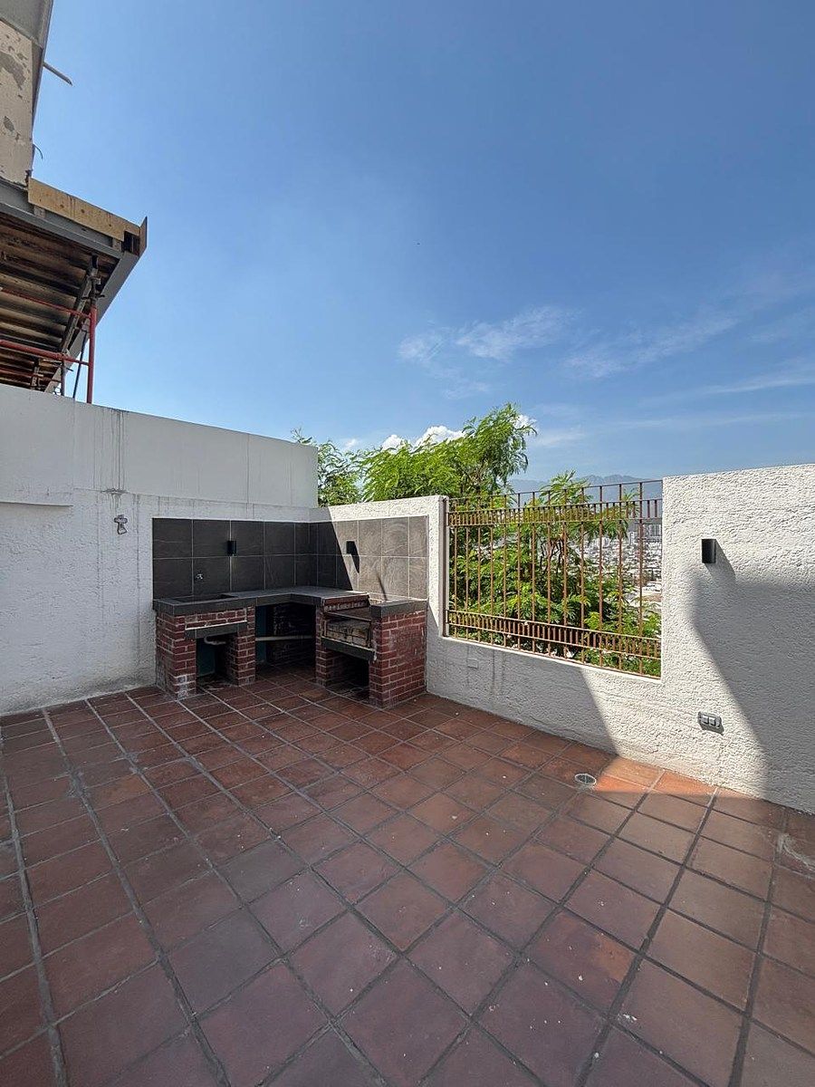 House in Colinas de San Gerardo, Monterrey, photo 15 of 18