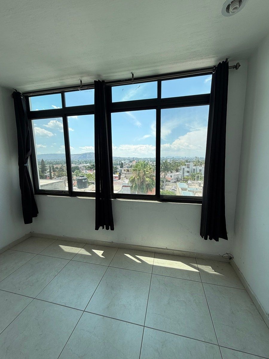 Casa em Paisajes del Tesoro, Tlaquepaque, foto 12 de 23