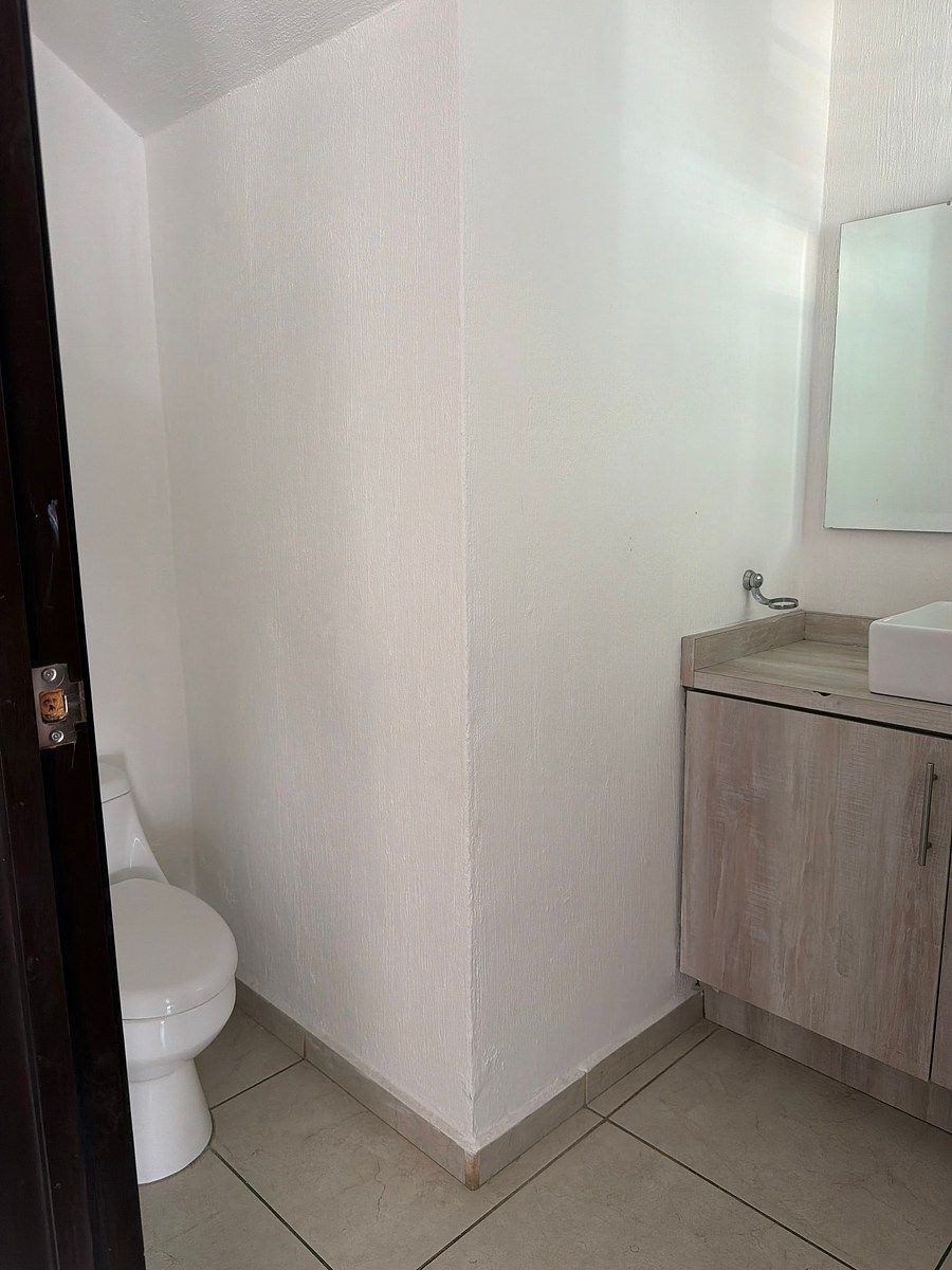 Casa em Paisajes del Tesoro, Tlaquepaque, foto 7 de 23