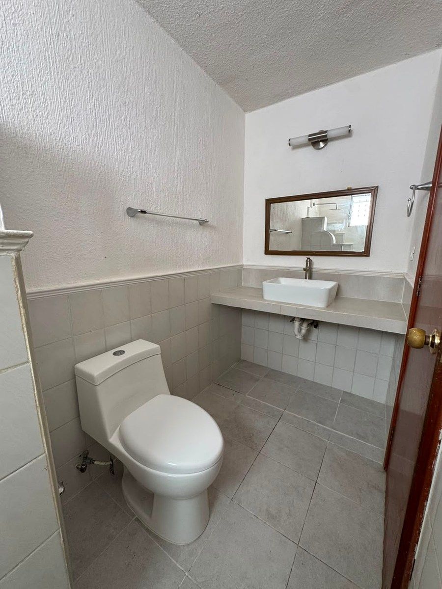 Baño Completo, foto 17 de 27