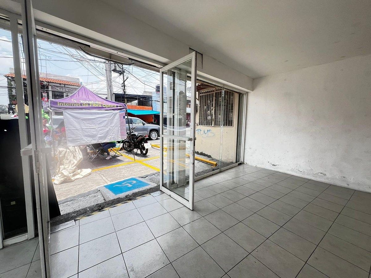 Retail Space in Tetelpan, Álvaro Obregón, photo 4 of 11