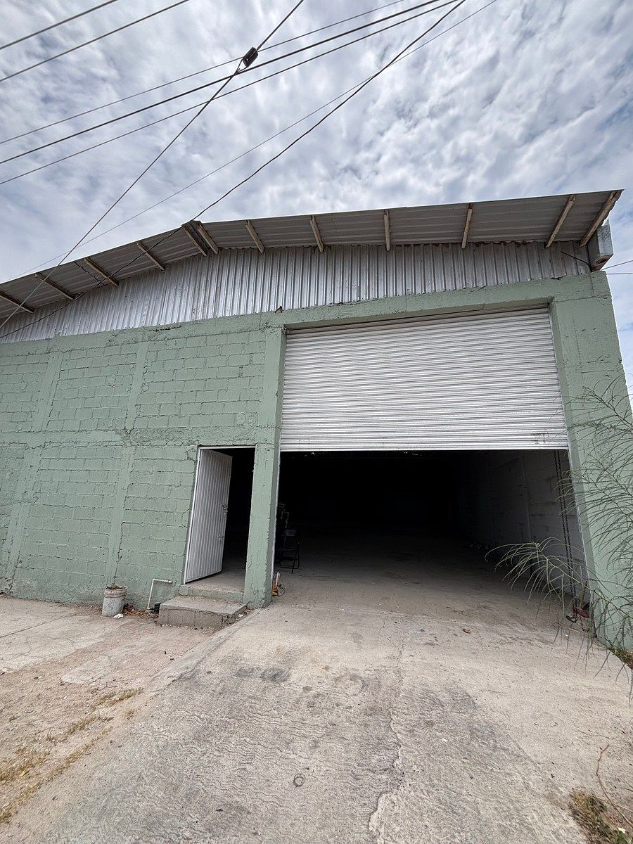 Bodega comercial en Esterito, La Paz, foto 2 de 15