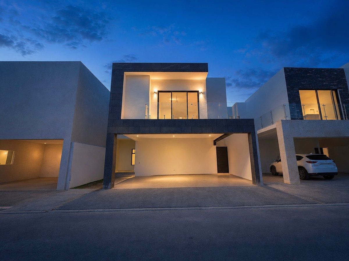House for SALE Las Esmeraldas, photo 1 of 11