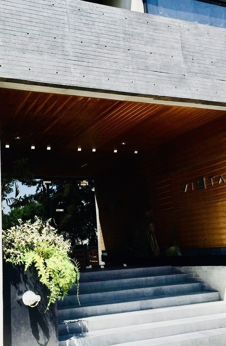 Entrada edificio, foto 6 de 25