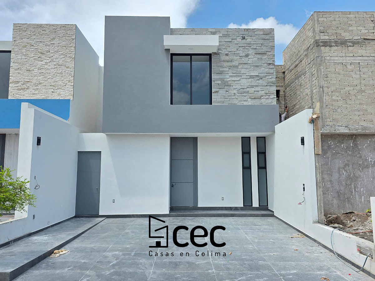 Residencia en Venta en Coto Privado, 4 Recámaras, 4 Baños, Cochera para 2 Autos