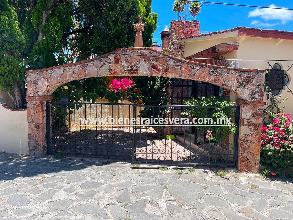 Casa em Quintas de la Viña, Tequisquiapan, foto 2 de 19