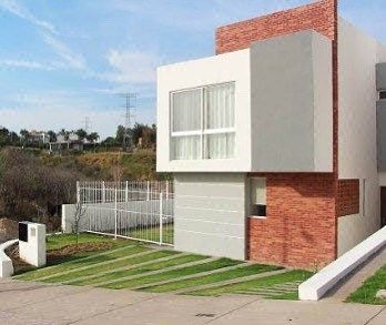 House in Gated Community in Colinas de San Isidro, Zapopan, photo 2 of 10
