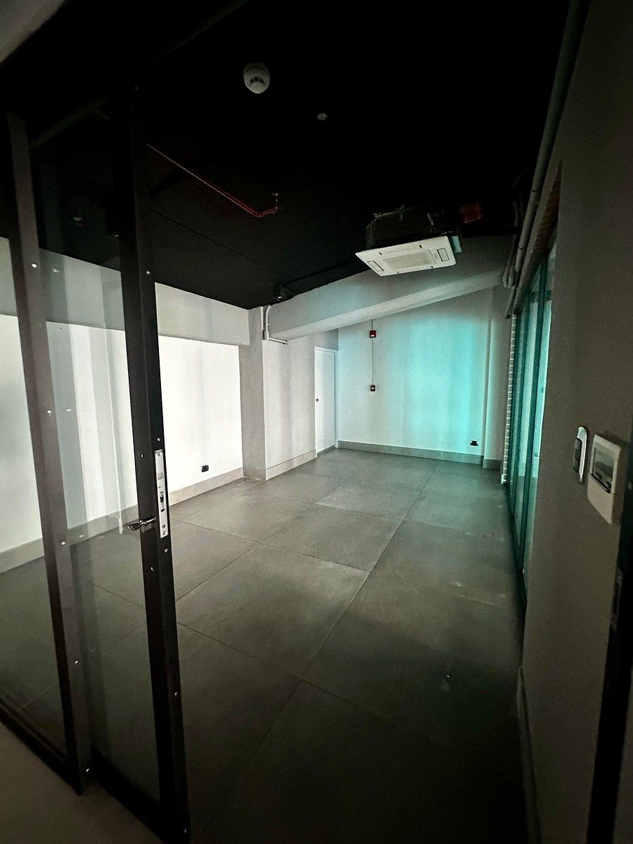 Oficina en Ensanche Serrallés, Santo Domingo Centro (Distrito Nacional), foto 7 de 9