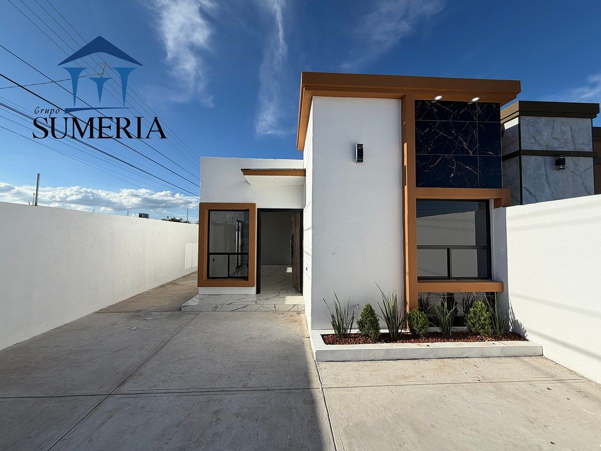 Casa à Venda | 3 Quartos | 205 m² de Terreno | R$2.300.000 |, foto 1 de 10