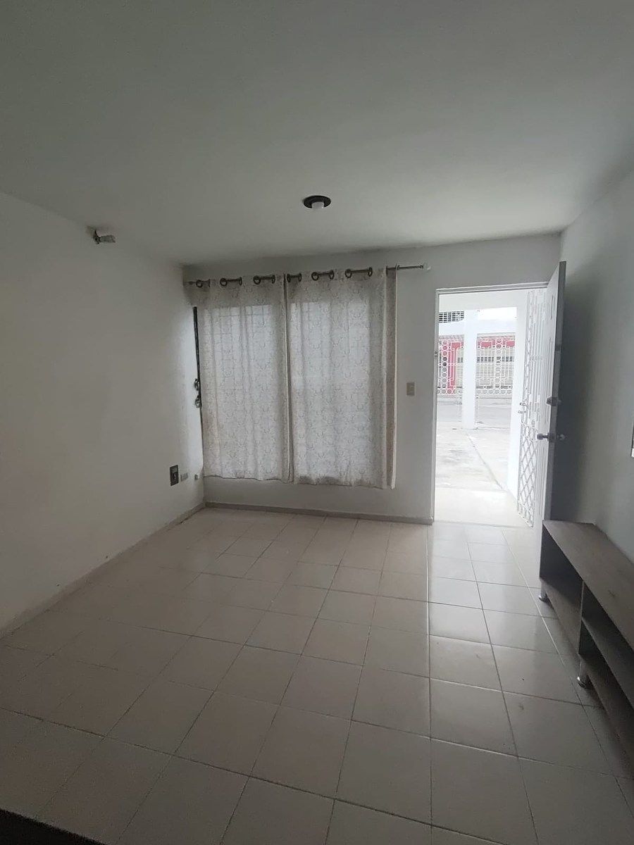 House in Caucel, Mérida, photo 3 of 11