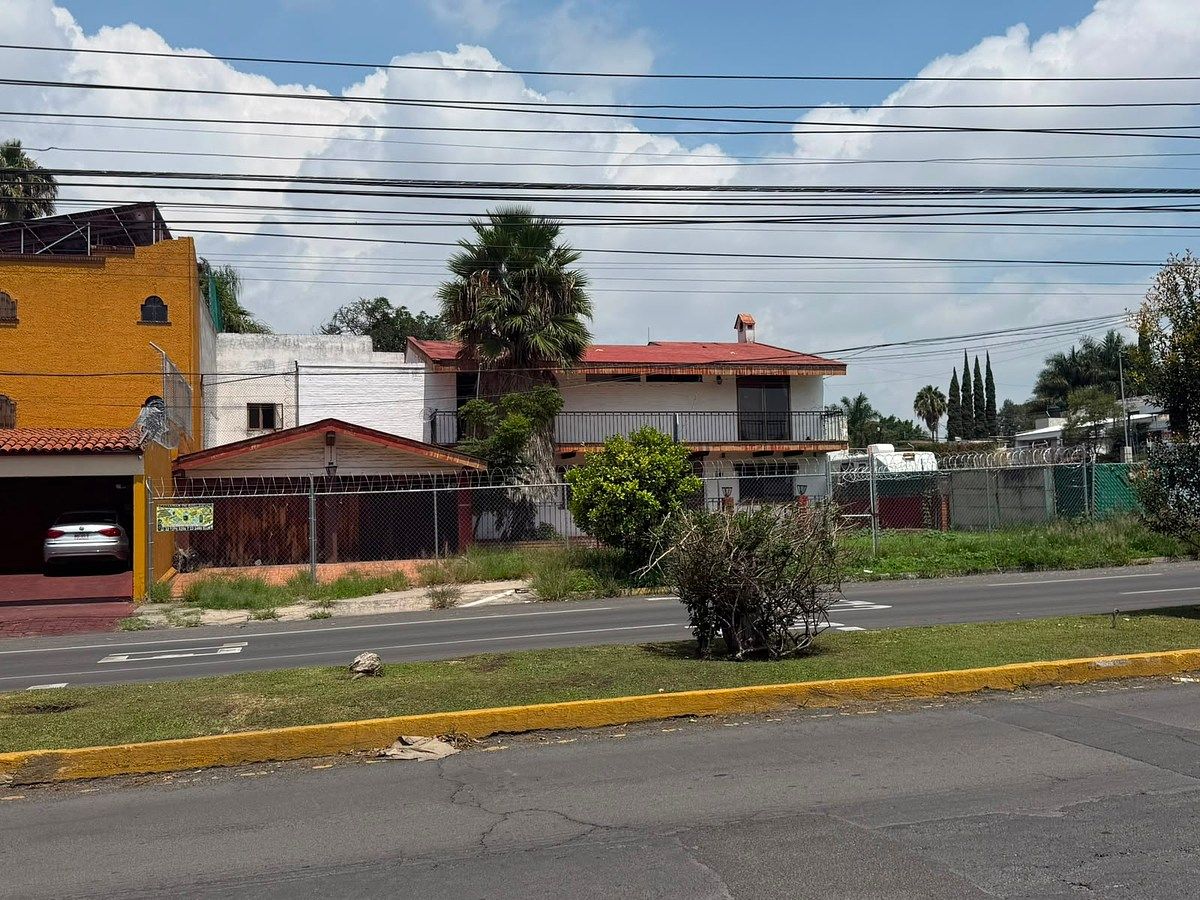Casa - Terreno à Venda em Ciudad del Sol em Zapopan, Jalisco, foto 1 de 17