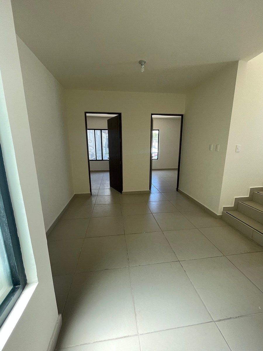 Casa em condomínio fechado em Zibatá, El Marqués, foto 13 de 15