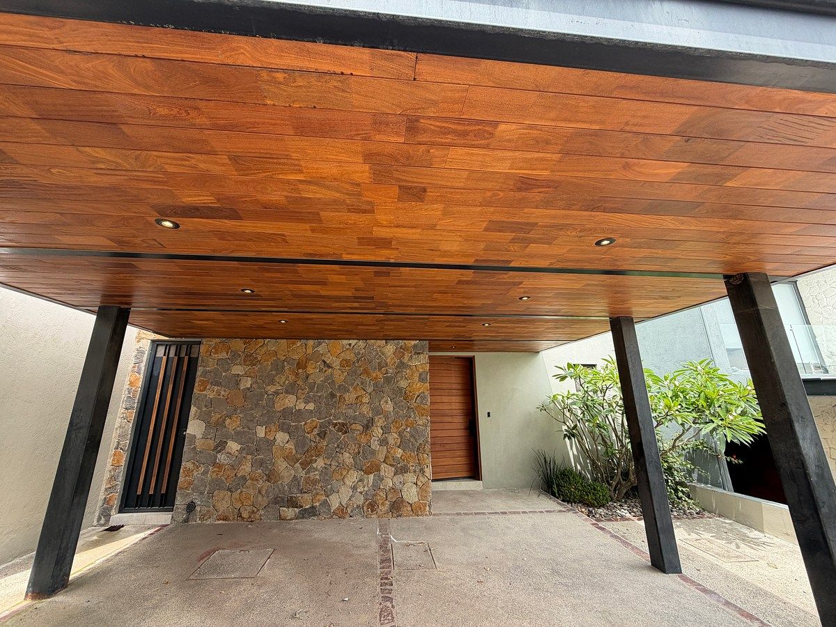 Fachada, foto 1 de 29