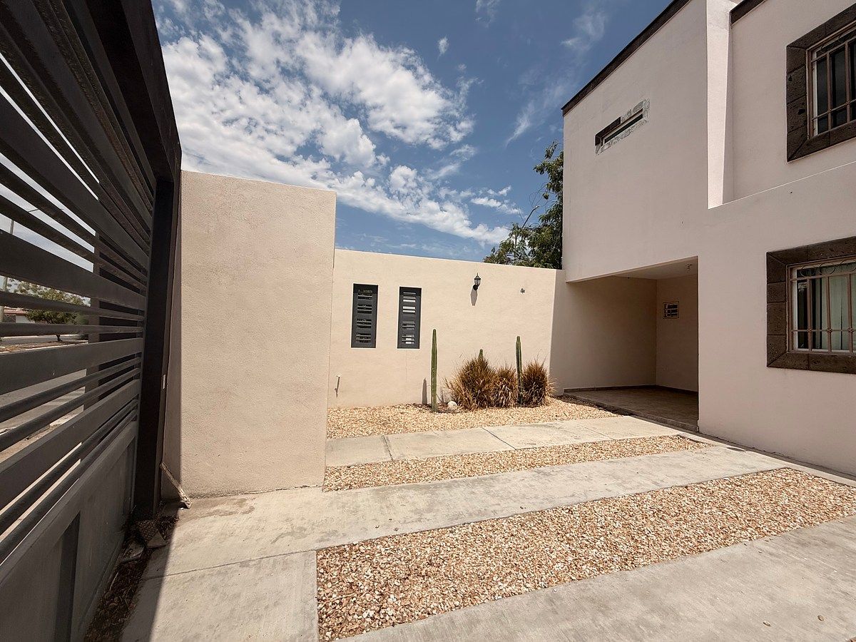 Casa en Villas del Encanto, La Paz, foto 3 de 36