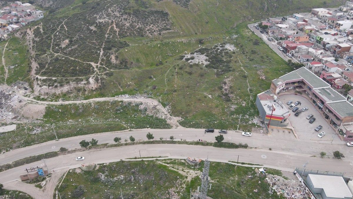 Lote comercial em Villa Residencial del Bosque, Tijuana, foto 3 de 4