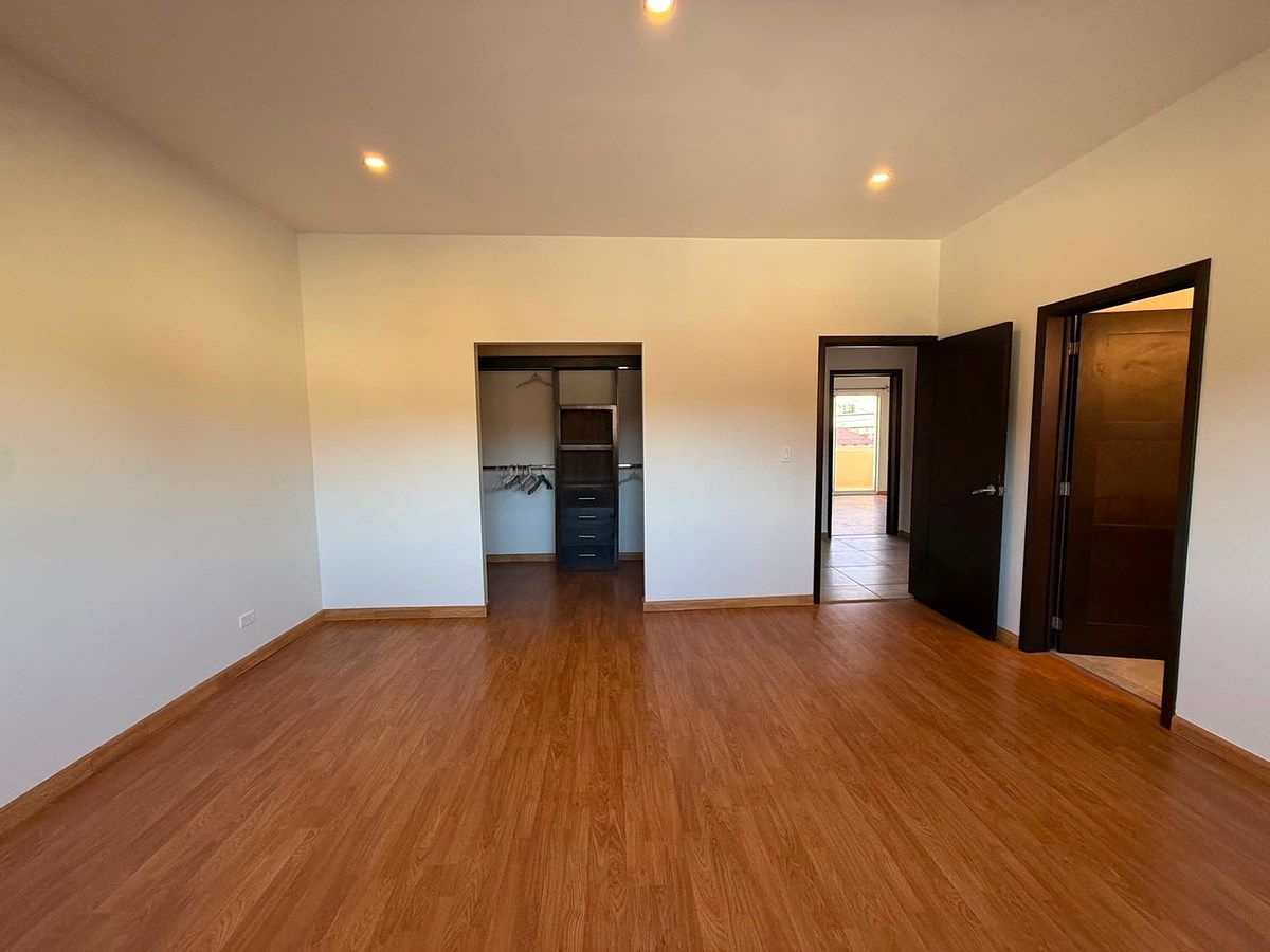 Casa em San Marino, Ensenada, foto 6 de 17