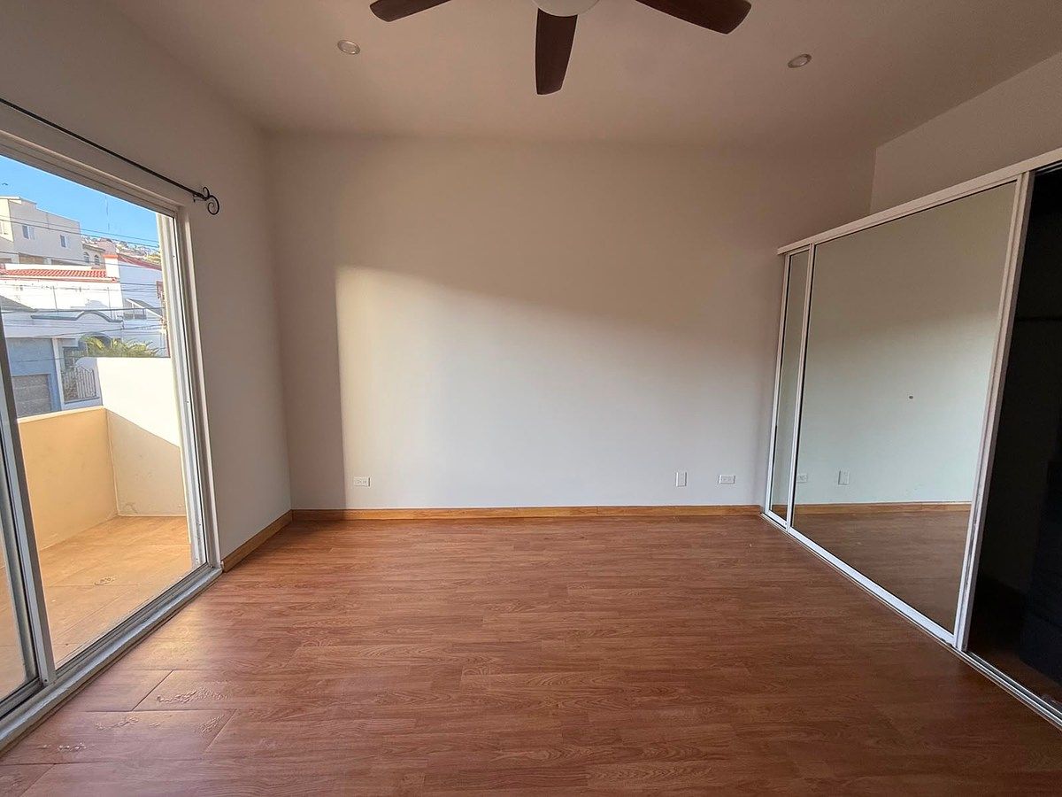 Casa em San Marino, Ensenada, foto 8 de 17