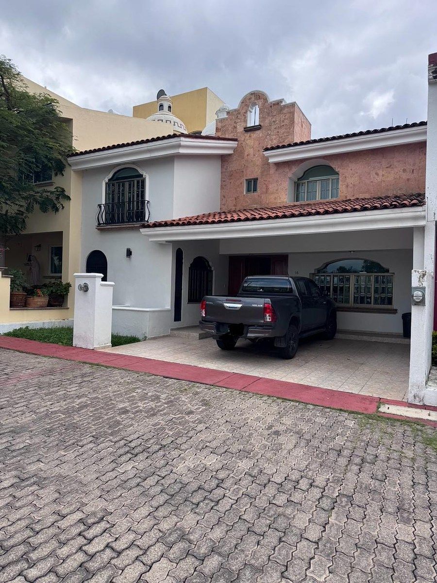 Casa en Los Robles, Zapopan, foto 2 de 28