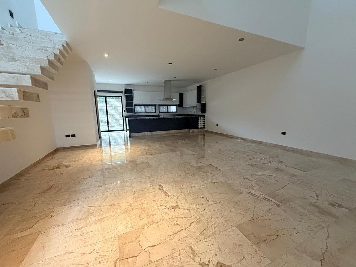Casa para Alugar em Cumbres del Lago, foto 1 de 21