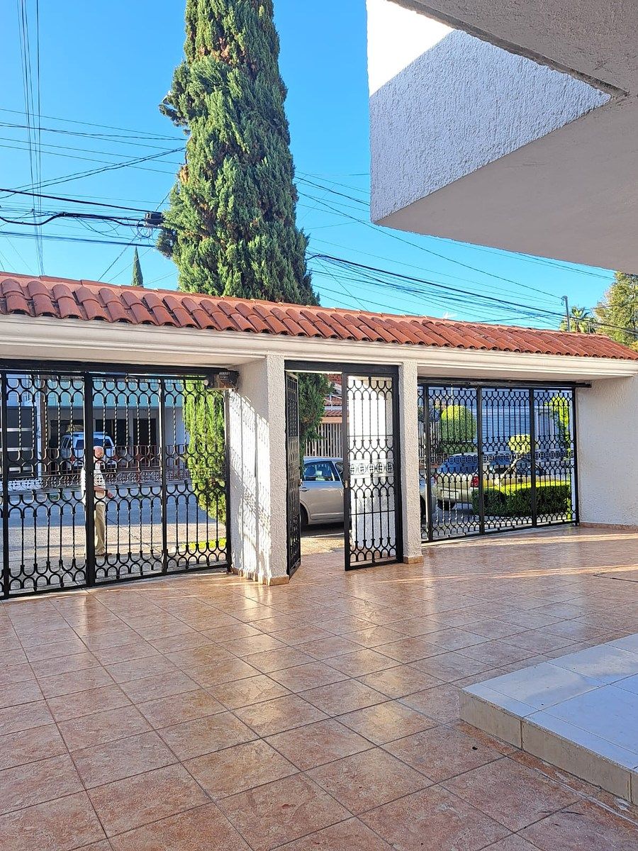 Casa en Fraccionamiento Jardines de Guadalupe, Zapopan, foto 3 de 42