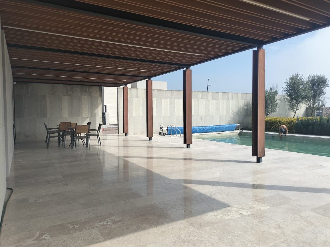 Casa em Lomas del Campanario Norte, Querétaro, foto 15 de 33