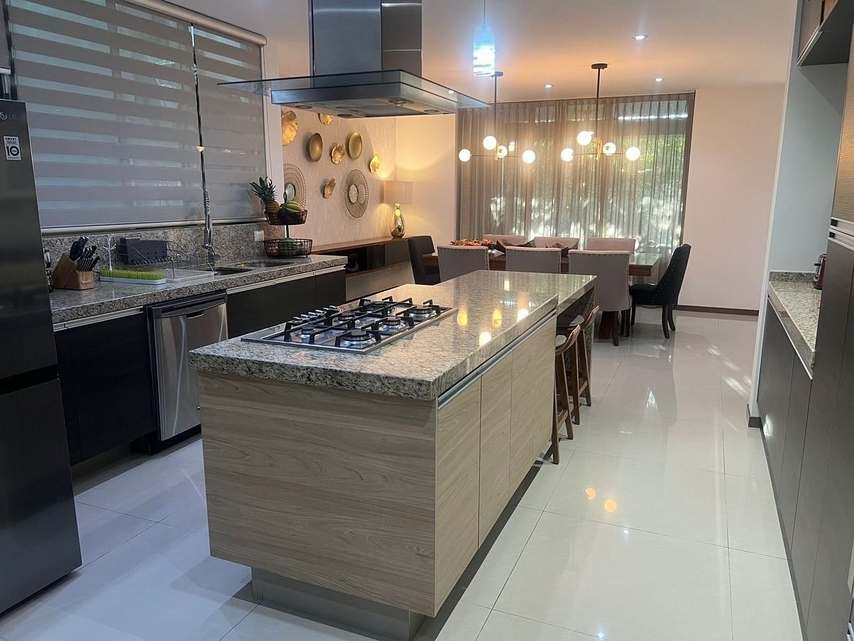 Casa em condomínio fechado em Villa Verona, Zapopan, foto 2 de 28