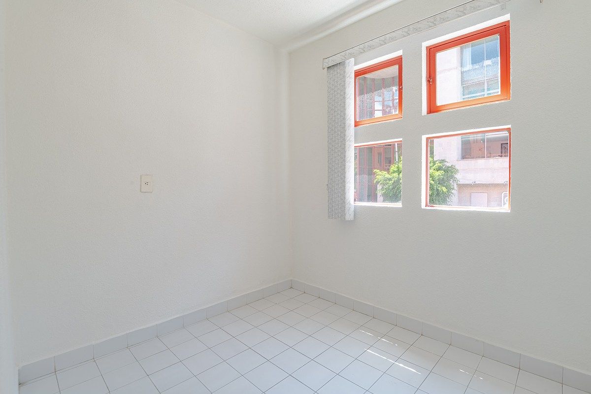 cuarto de servicio,, foto 9 de 22