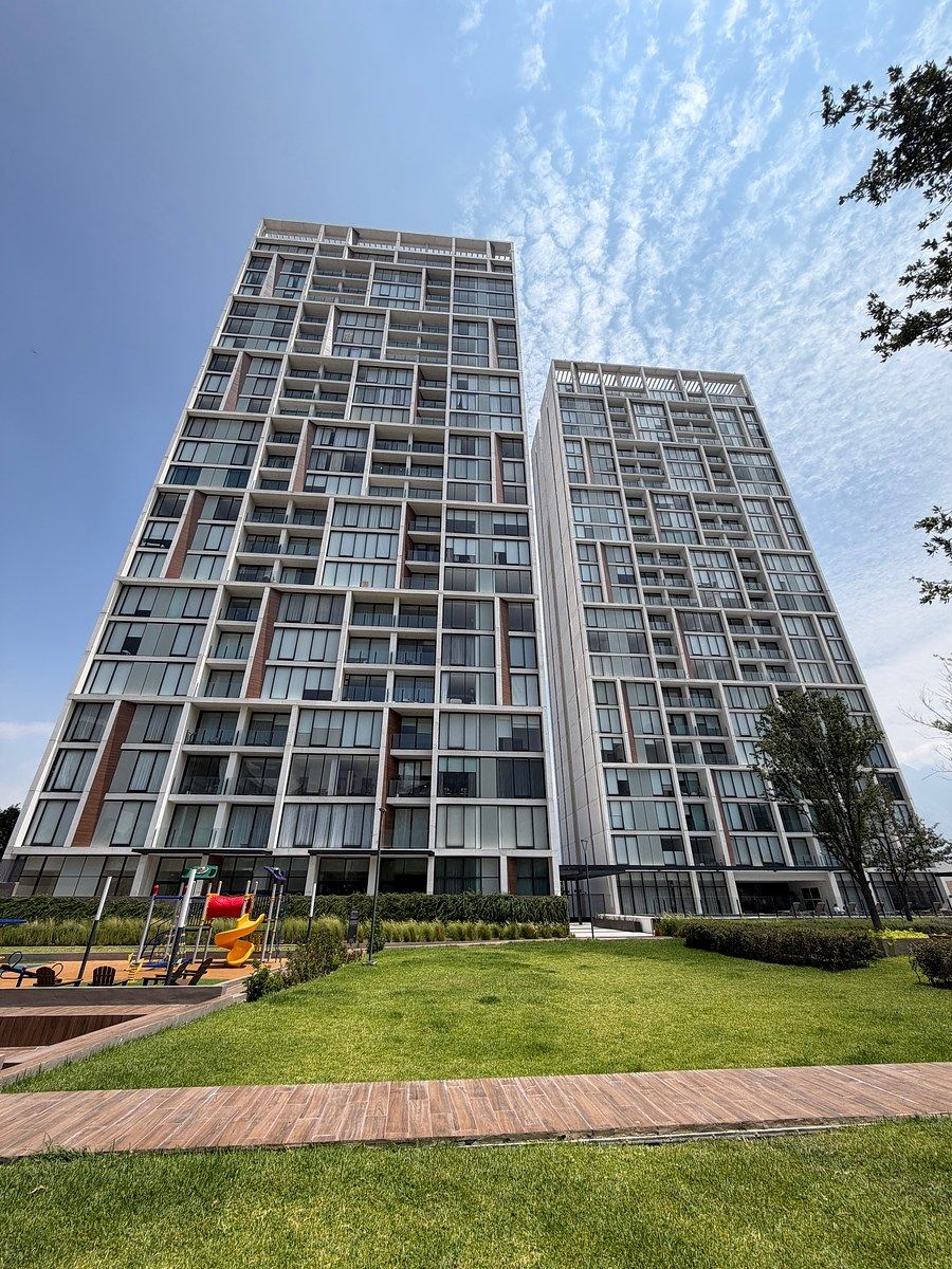 APARTAMENTO À VENDA VALLE PONIENTE, foto 1 de 16