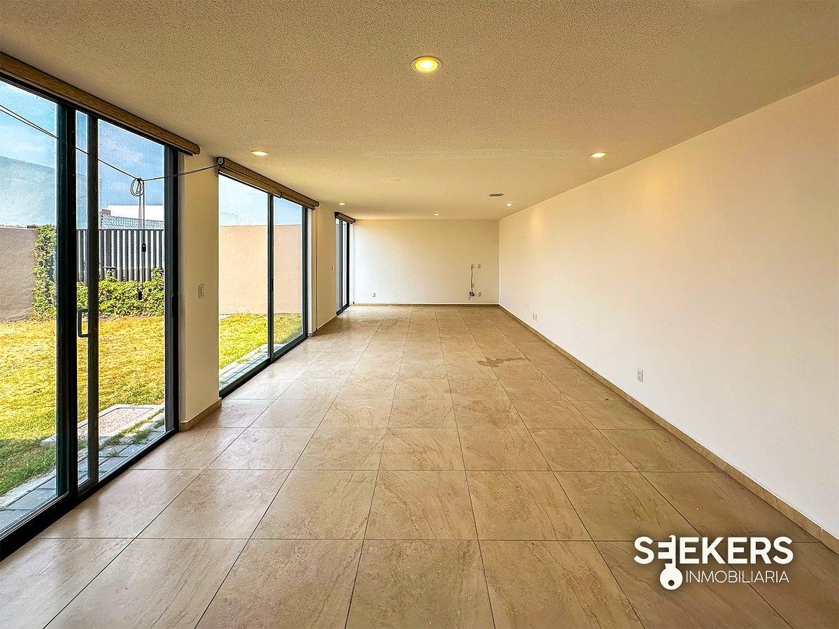 Casa em Zibatá, El Marqués, foto 2 de 15