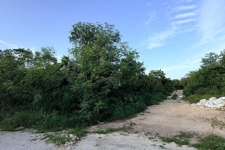 Terreno à Venda em Komchen - 1,7 km da Estrada Mérida - Progresso