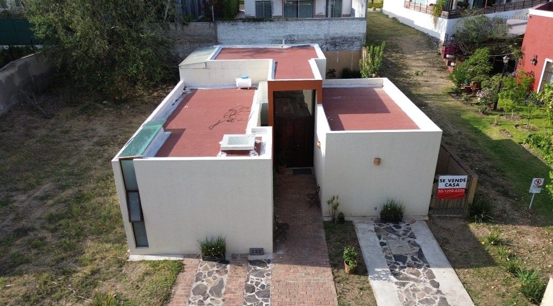 SE VENDE CASA DE 1 PLANTA, foto 1 de 15