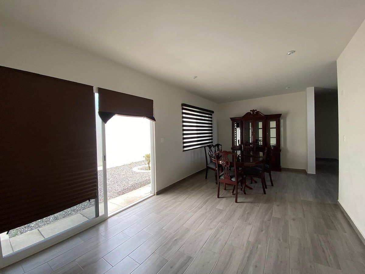 Sala-comedor, photo 7 of 22