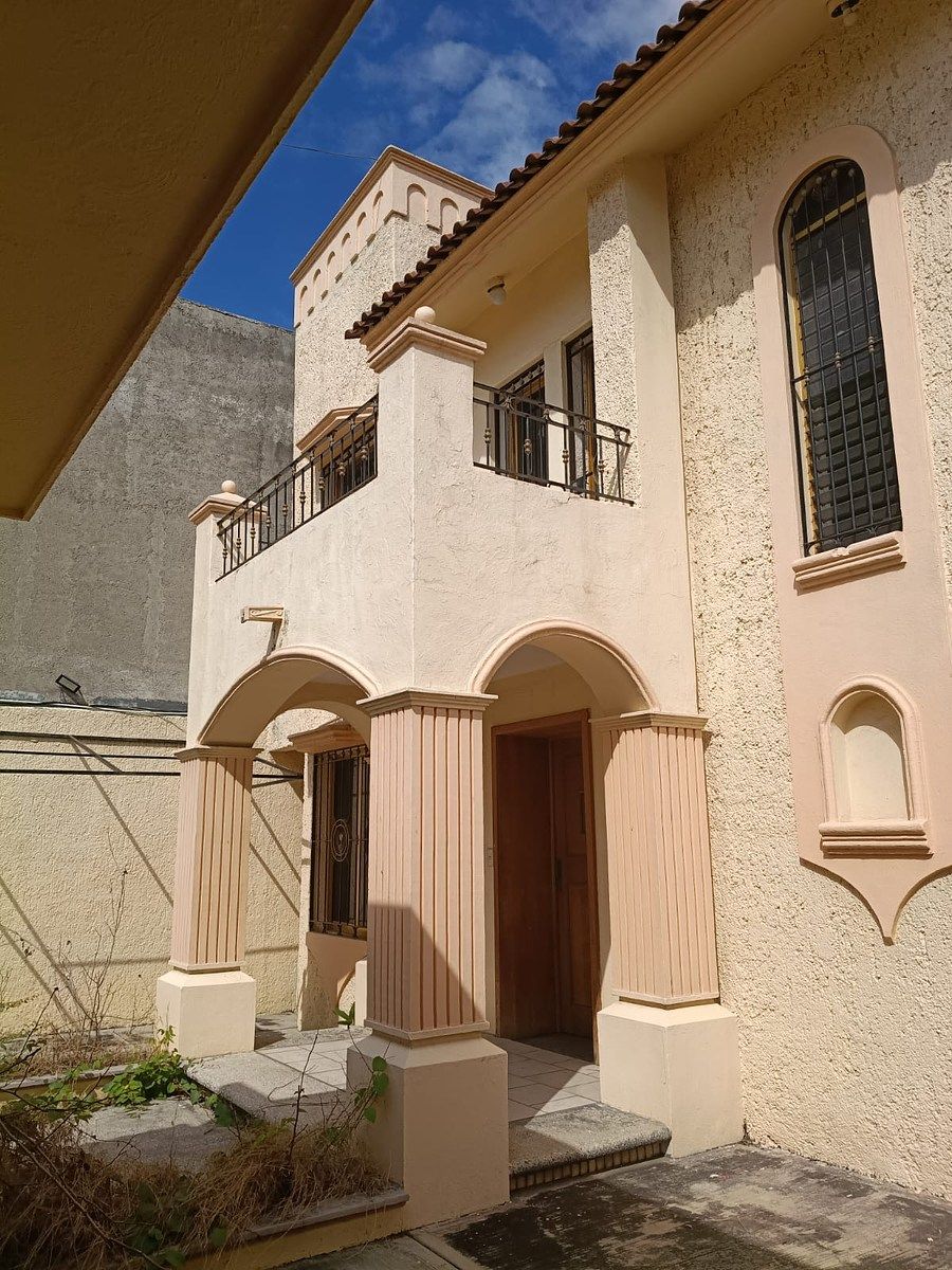 Casa em La Virgencita, Colima, foto 2 de 11