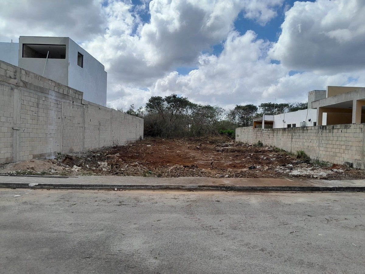Lote em Yaxkukul, Yaxkukul, foto 2 de 3