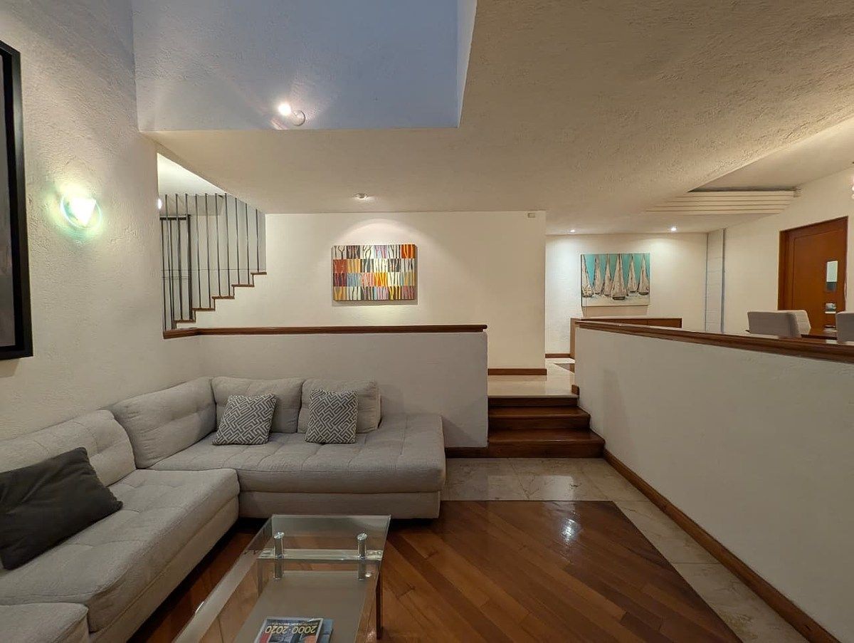Casa en Lomas de San Agustín 1er Sector, San Pedro Garza García, foto 3 de 12