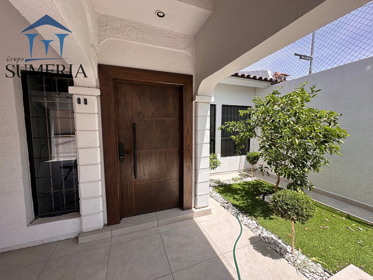 Entrada, photo 4 of 39