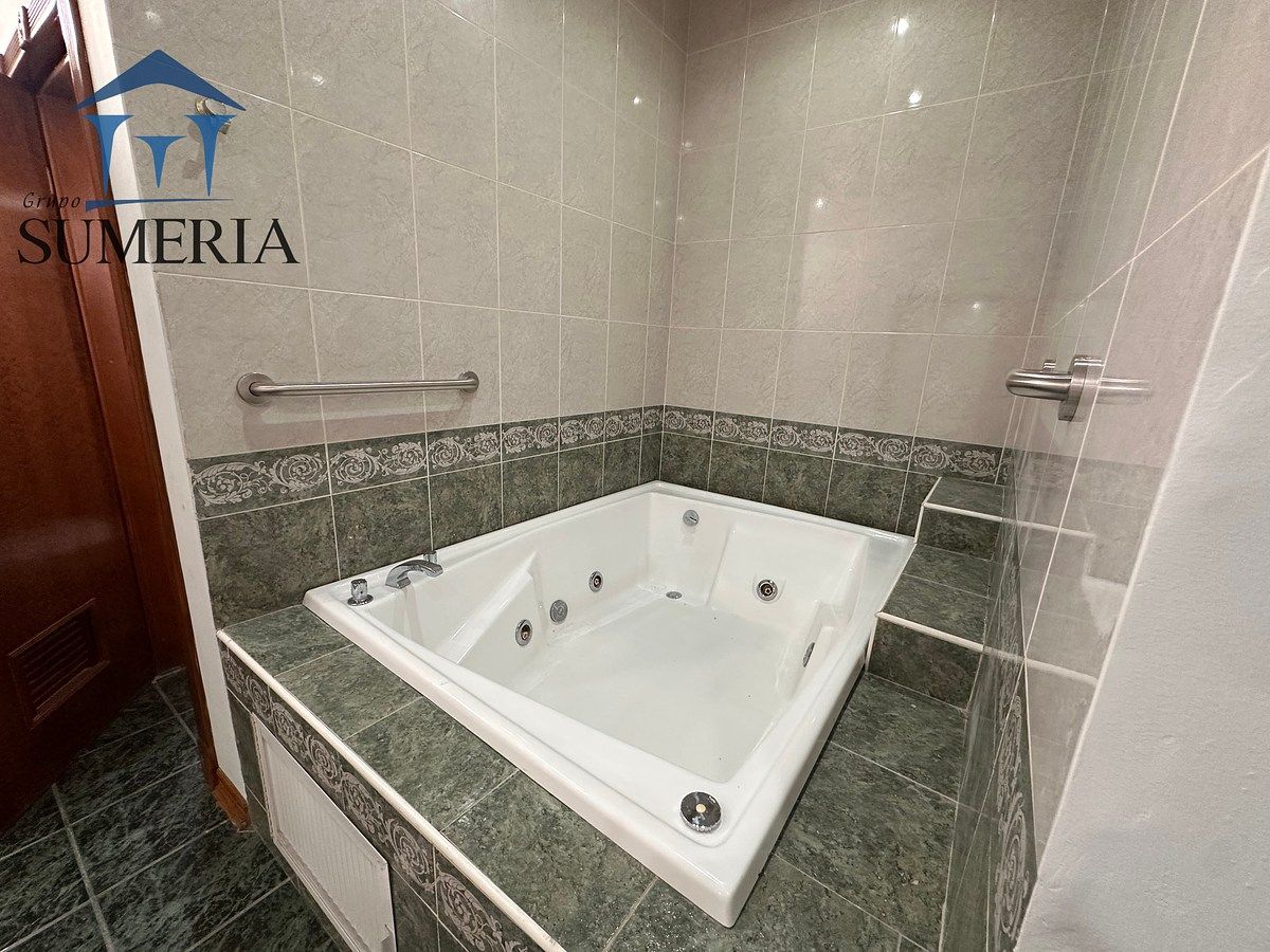 Jacuzzi recámara principal, photo 31 of 39