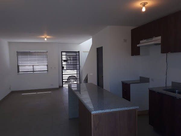 Casa em condomínio fechado em Capistrano INFONAVIT, Tijuana, foto 6 de 13