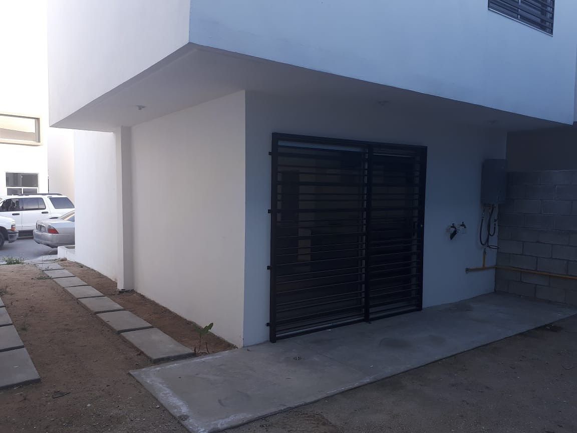 Casa em condomínio fechado em Capistrano INFONAVIT, Tijuana, foto 11 de 13