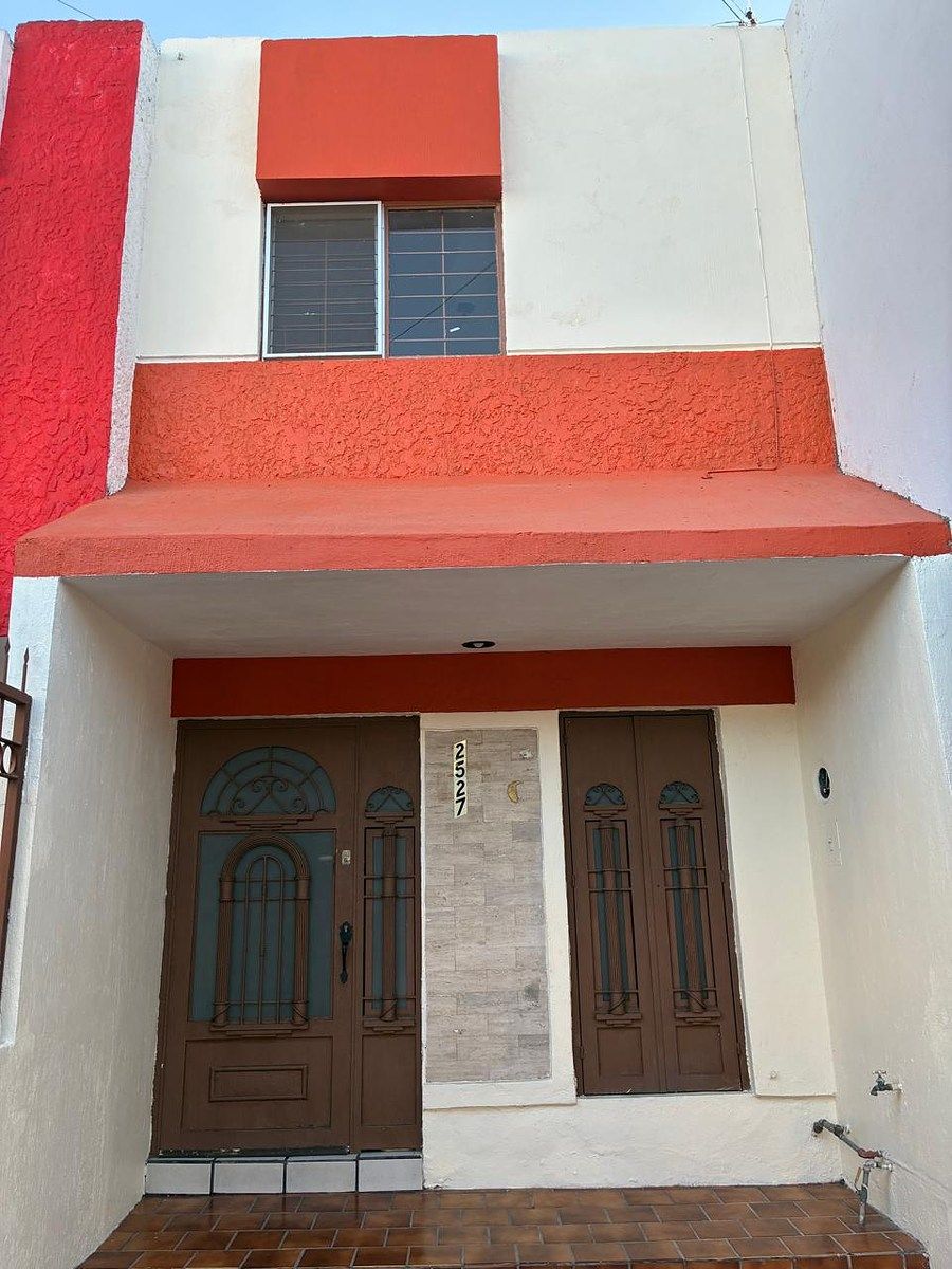 House in Jardines Del Sur, Guadalajara, photo 2 of 31