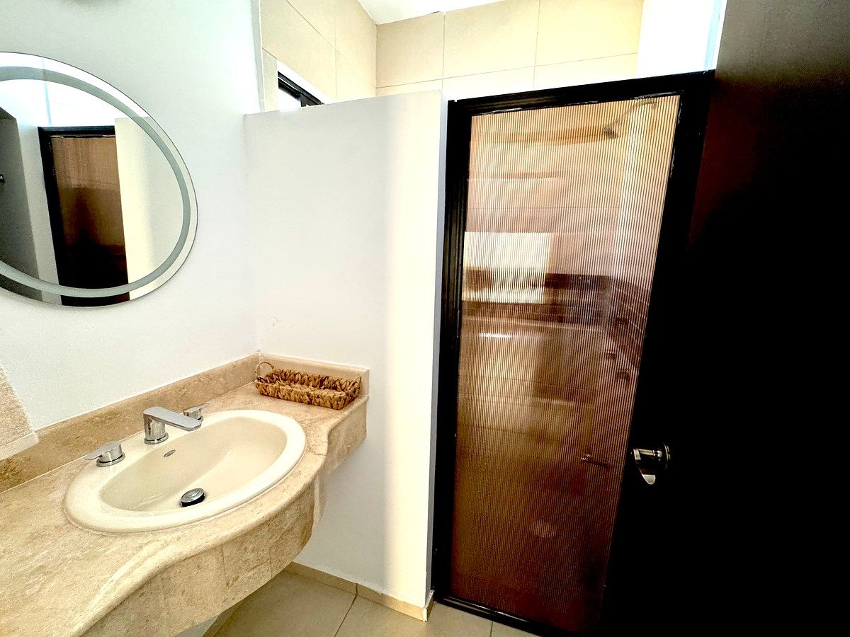 House in Gran Santa Fe, Mérida, photo 9 of 15