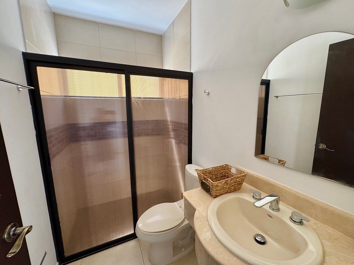 House in Gran Santa Fe, Mérida, photo 12 of 15
