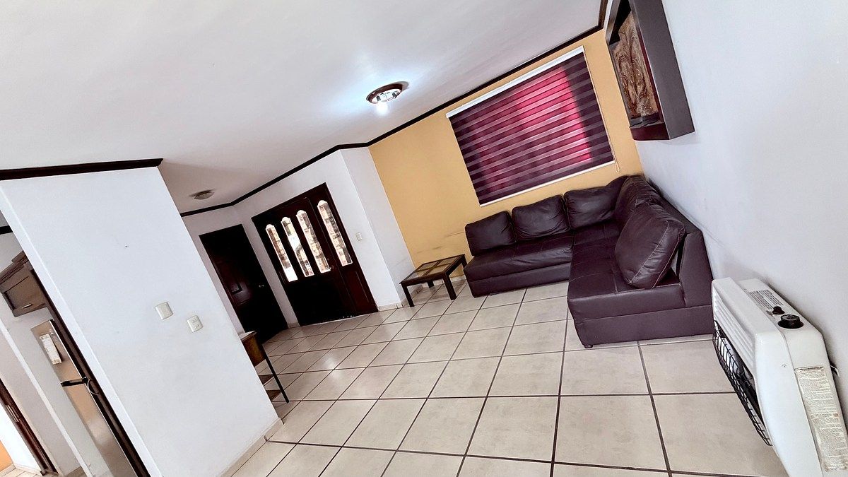 House in Los Ángeles Villas, Durango, photo 4 of 39