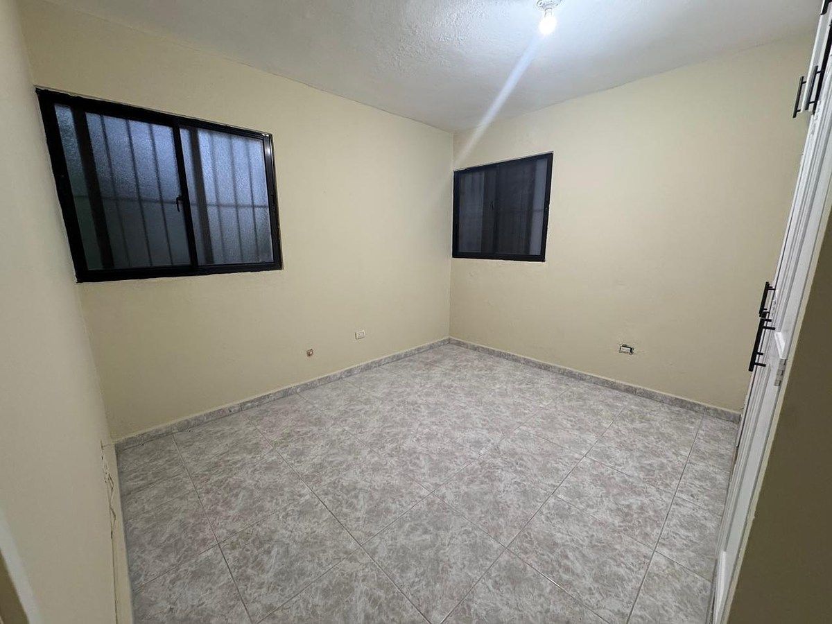 Apartamento en Los Alamos, Santo Domingo Oeste, foto 4 de 6