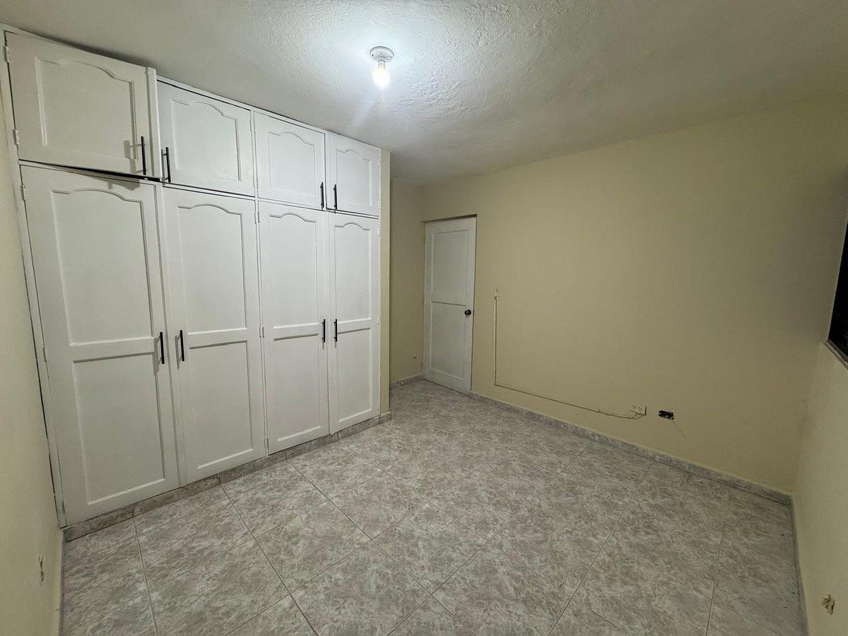 Apartamento en Los Alamos, Santo Domingo Oeste, foto 3 de 6