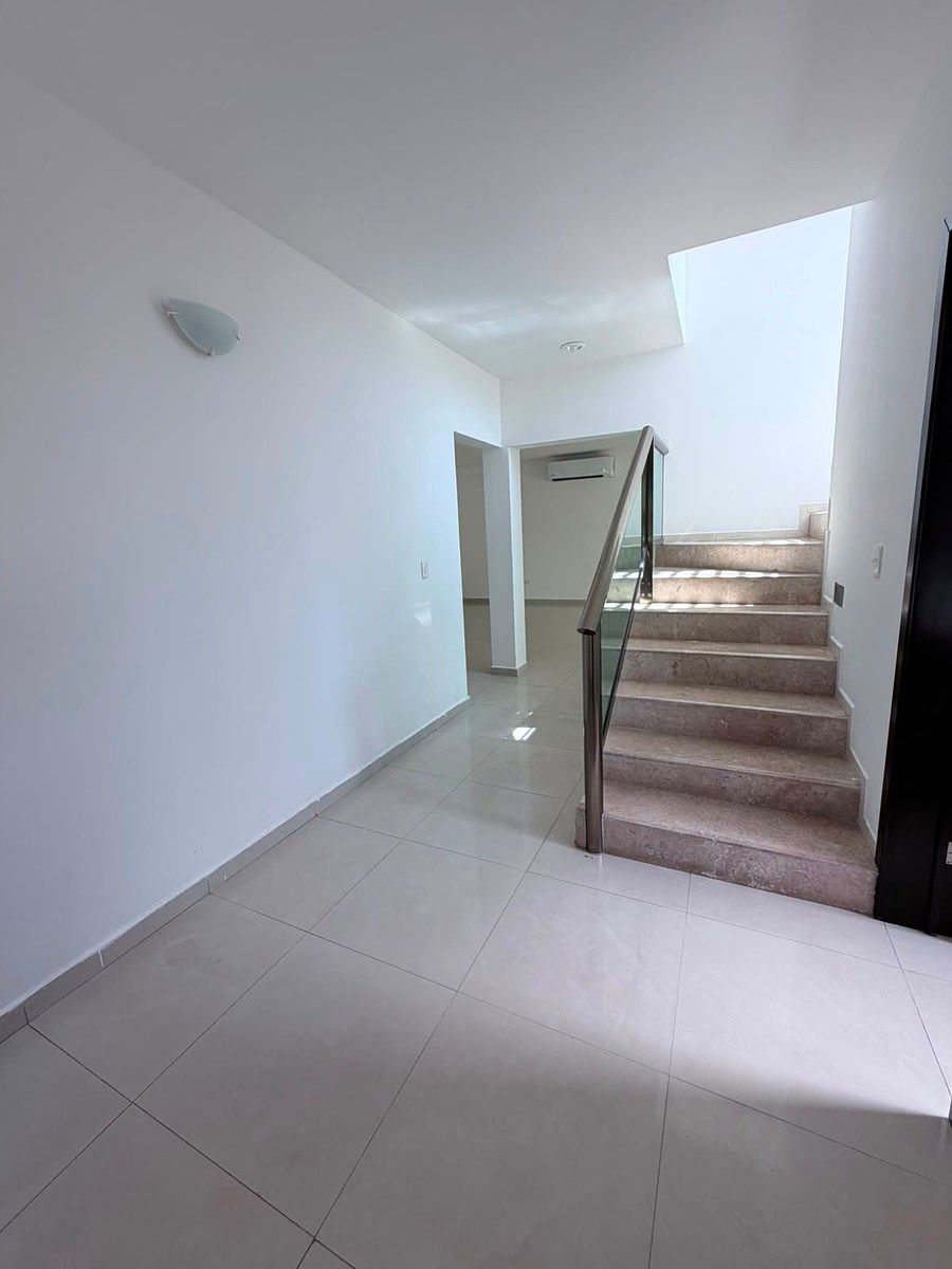 Casa en Residencial Cumbres, Benito Juárez, foto 8 de 38